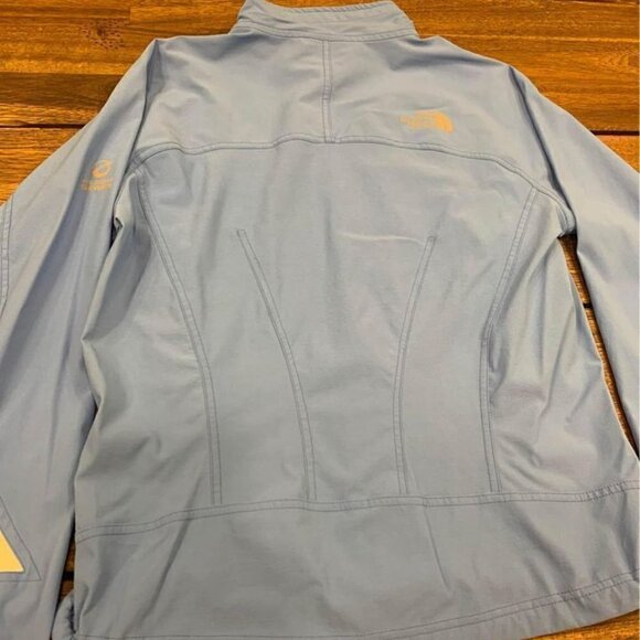 the NORTH FACE woman’s flight series shell. Periwinkle blue/white. Size Small. - Picture 10 of 10